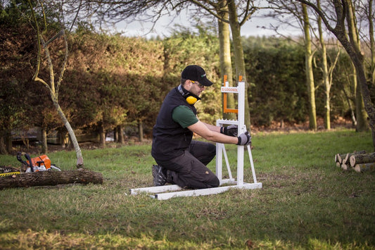 LOGOSOL Smart Holder - Zaagbok - Eenvoudig En Veilig Hout Zagen