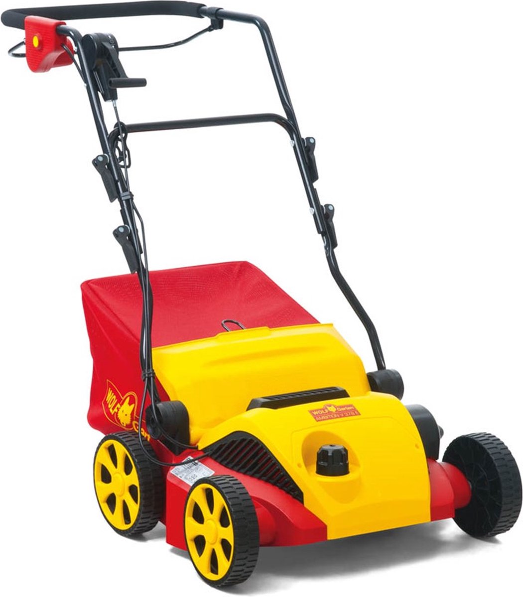  WOLF-Garten Elektrische Verticuteermachine VA 378 E - Werkbreedte 37 Cm - Opvangzak 50 L - 1800 W Motor - Moshark - Verticuteren - Opvangen