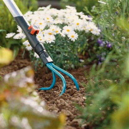  GARDENA Combisysteem Krabber Cultivatior - Werkbreedte 9 Cm - Aanbevolen Steellengte 130 Cm