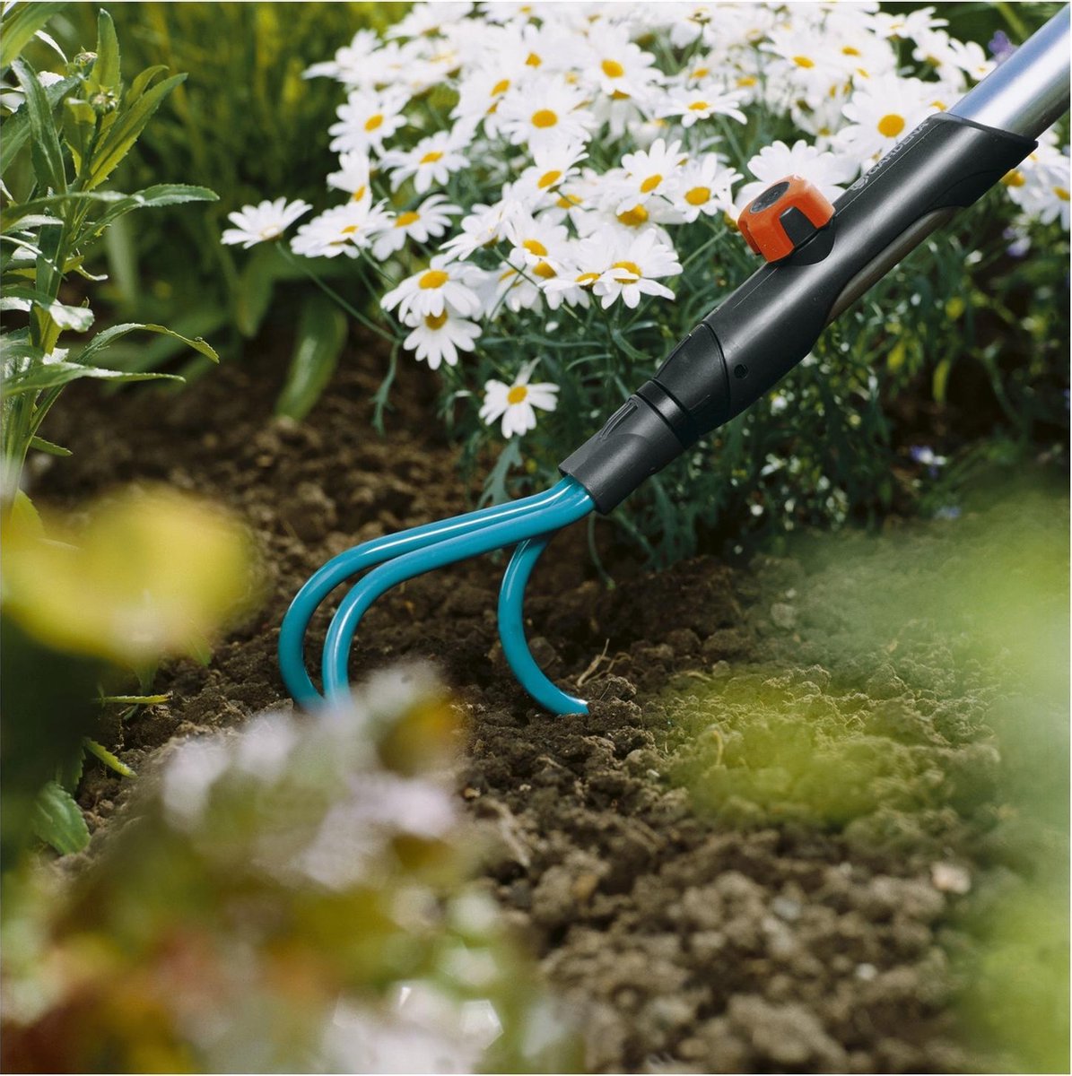  GARDENA Combisysteem Krabber Cultivatior - Werkbreedte 9 Cm - Aanbevolen Steellengte 130 Cm