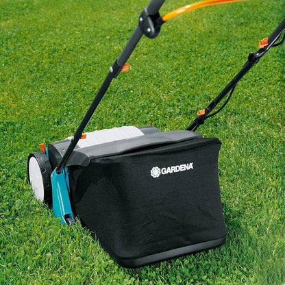  GARDENA EVC 1000 Verticuteermachine - Werkbreedte 30 Cm - Werkgebied 600m2