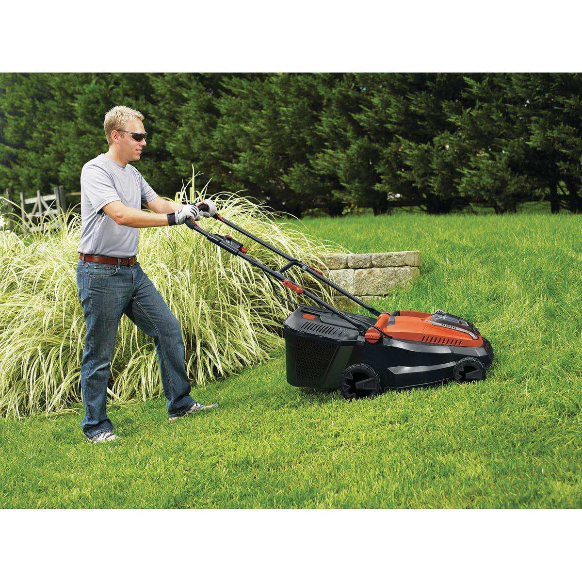 Black & Decker BLACK+DECKER CLM3825L2-QW Grasmaaier - 36V - 38cm - Incl. 2 Accu's &amp; Lader