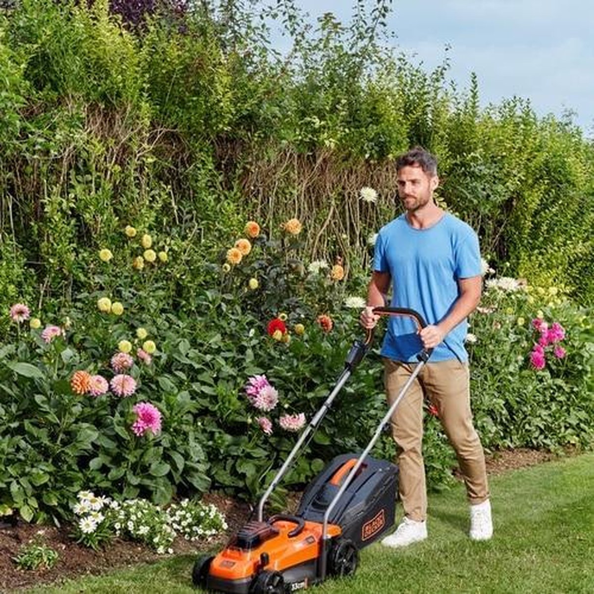 Black & Decker BLACK+DECKER BCMW3318N-XJ Grasmaaier - 18V - 33cm - Excl. Accu &amp; Lader