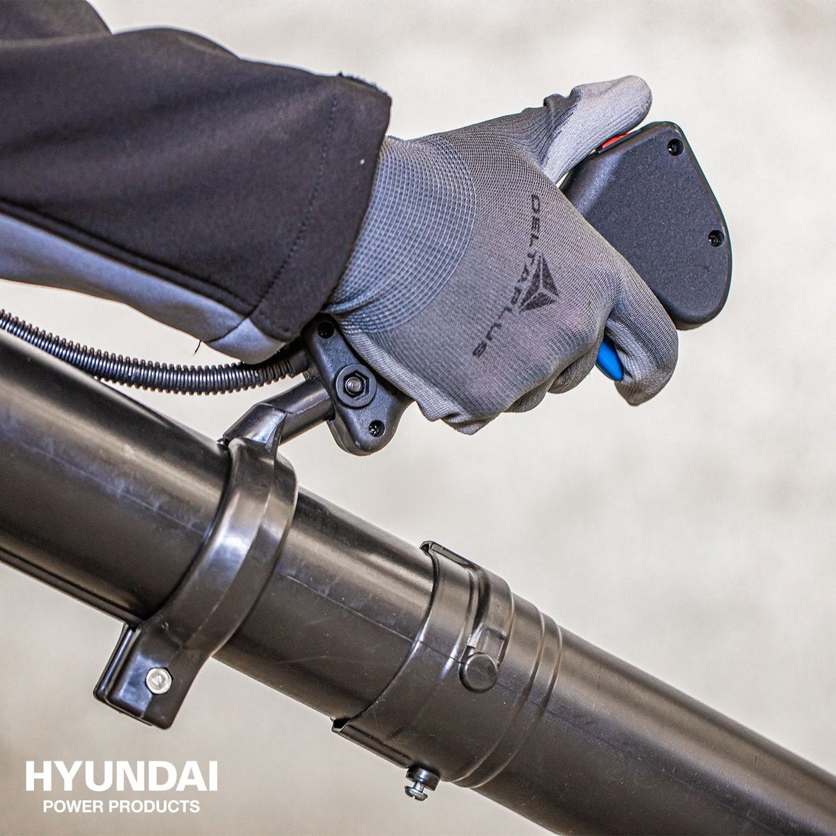  Hyundai Bladblazer 52 Cc - 2-takt Benzinemotor - Slechts 11 Kg - Rug-gedragen - Variabele Snelheid
