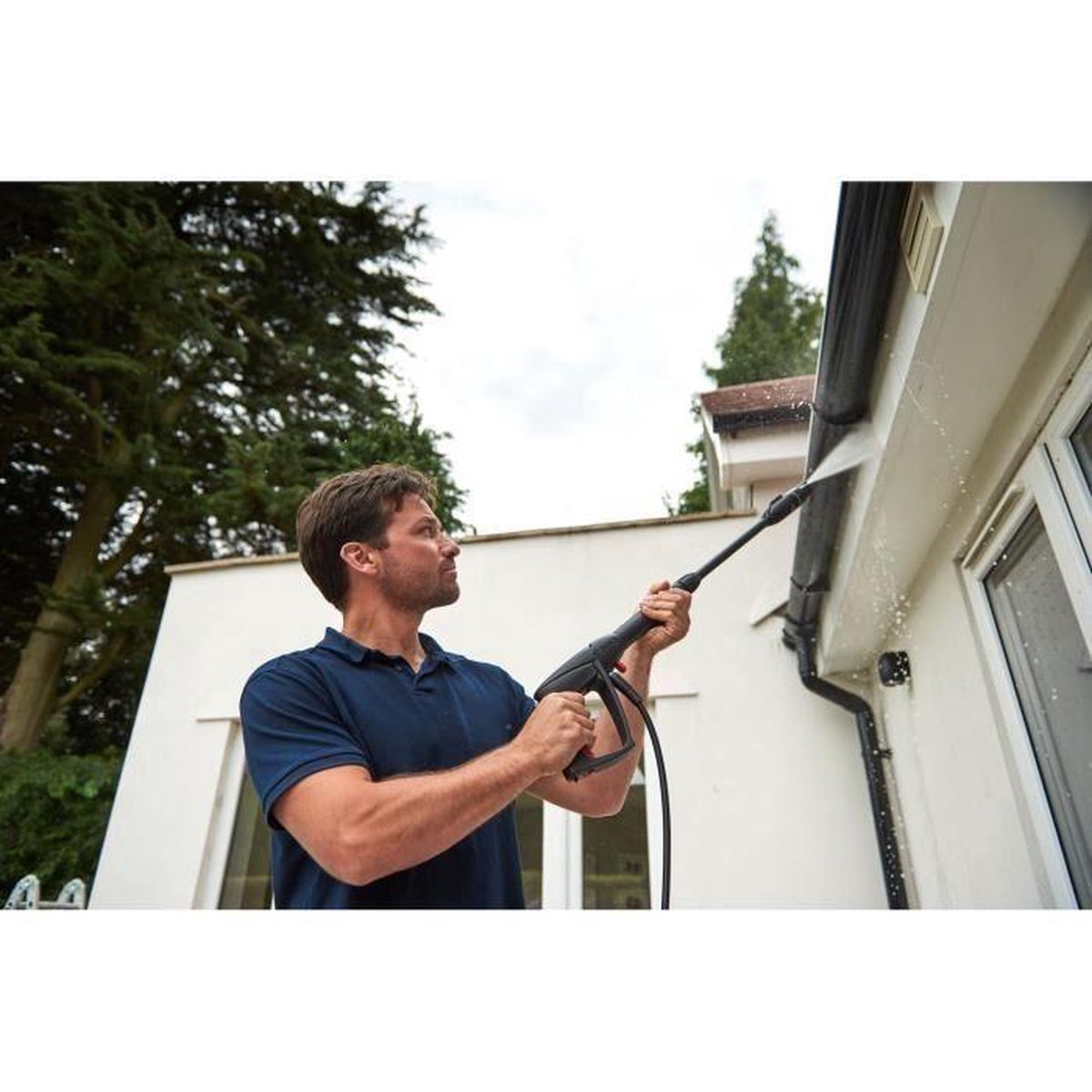  Bosch Universal Aquatak 135 Hogedrukreiniger - Op Snoer - 1900 W - 135 Bar