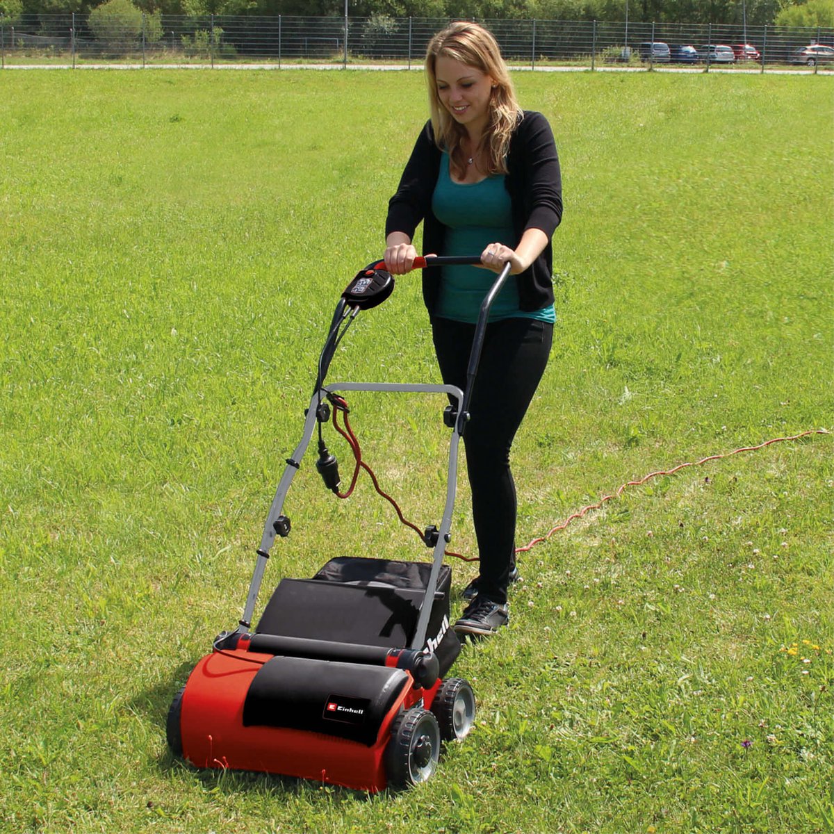  Einhell Verticuteerder En Beluchter RG-SA 1433 (1400 W - 33 Cm Werkbreedte - 3-voudige Hoogteverstelling - 28 L - Aanbevolen Voor Oppervlaktes Tot 400 M²)
