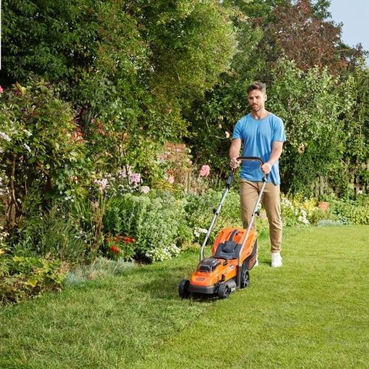 Black & Decker BLACK+DECKER BCMW3318N-XJ Grasmaaier - 18V - 33cm - Excl. Accu &amp; Lader
