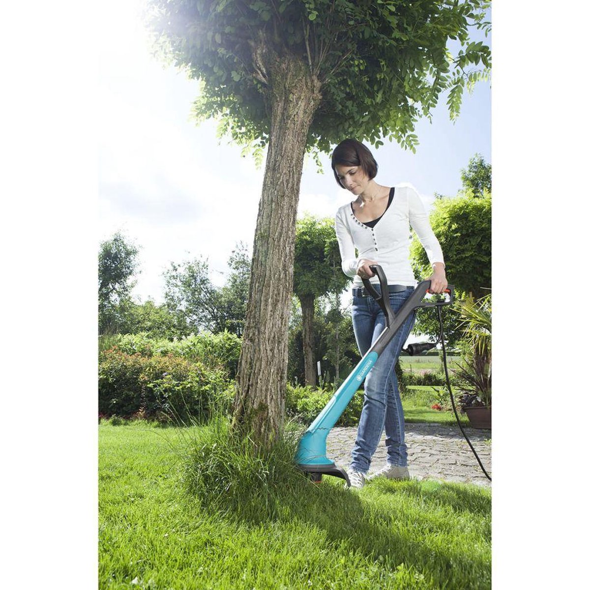 GARDENA - SmallCut Trimmer 300/23 - Grastrimmer (gemotoriseerd) - 300W - Maaibreedte 23 Cm