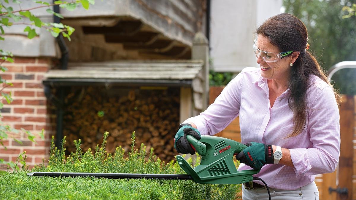  Bosch EasyHedgecut 45 Heggenschaar - Op Snoer - 420 W