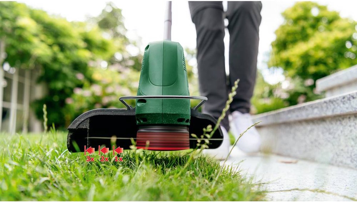  Bosch EasyGrassCut 18V-230 Grastrimmer - Met 18 V Accu En Lader