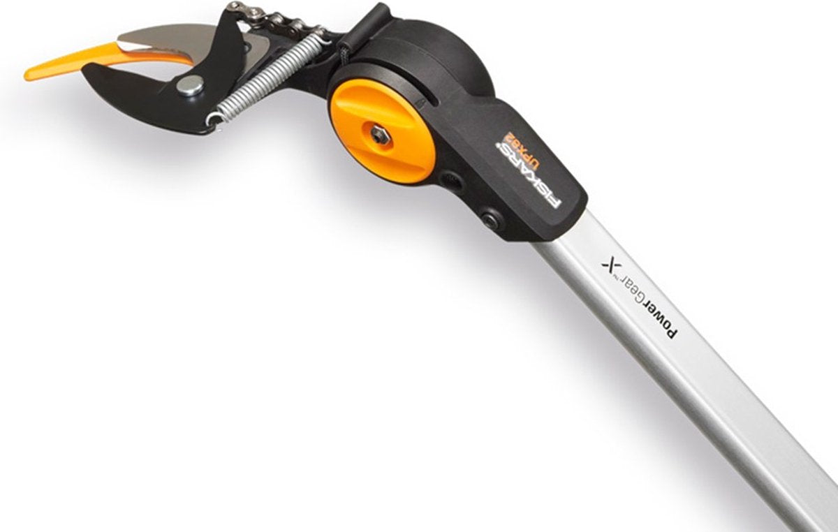  Fiskars Boomsnoeier UPX82
