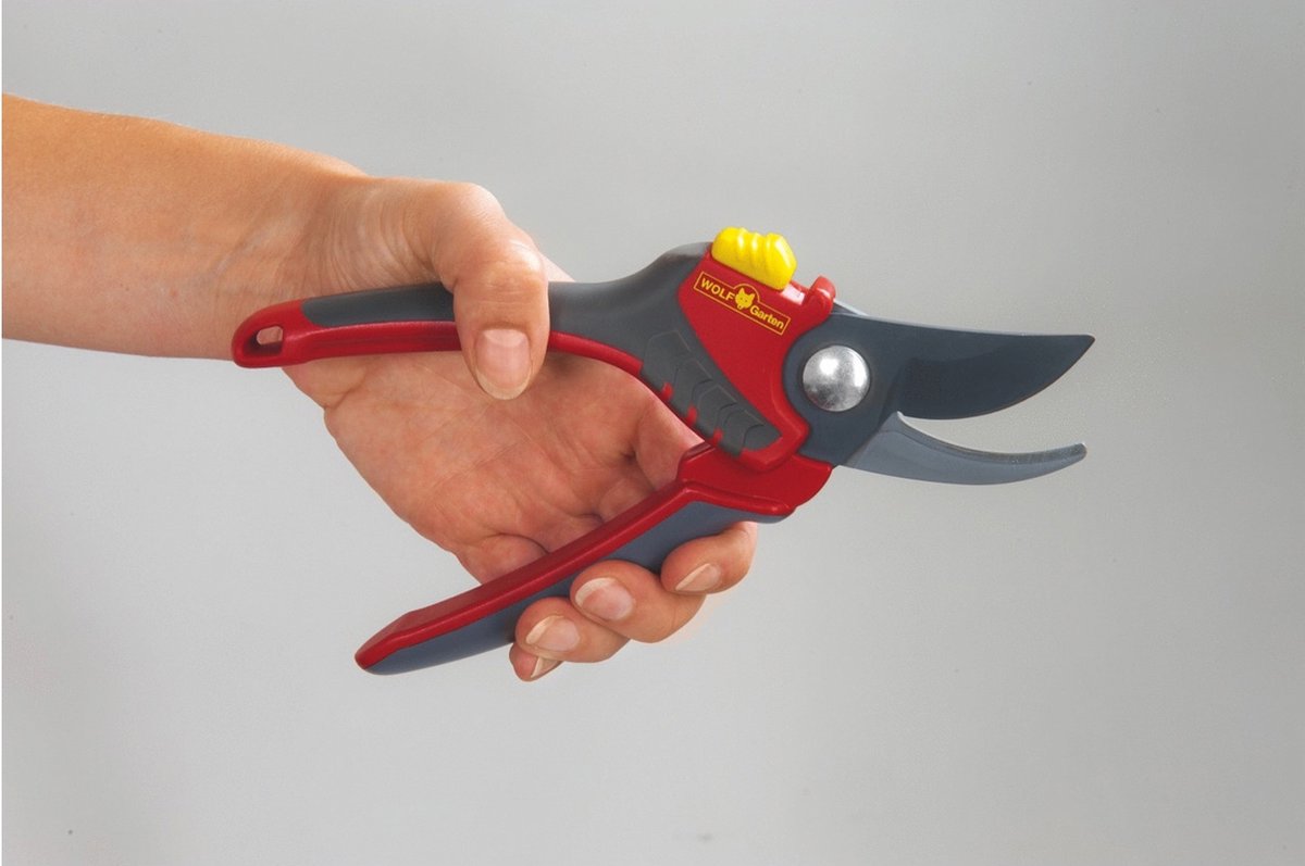  WOLF-Garten Snoeischaar "Premium Plus" RR 4000 - Max. Knipdiameter 22 Mm - Links- En Rechtshandige - Softinleg Handgreep - Snijhoek 30° - Voor Grote Handen - Vervangbare Messen
