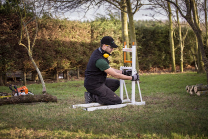  LOGOSOL Smart Holder - Zaagbok - Eenvoudig En Veilig Hout Zagen