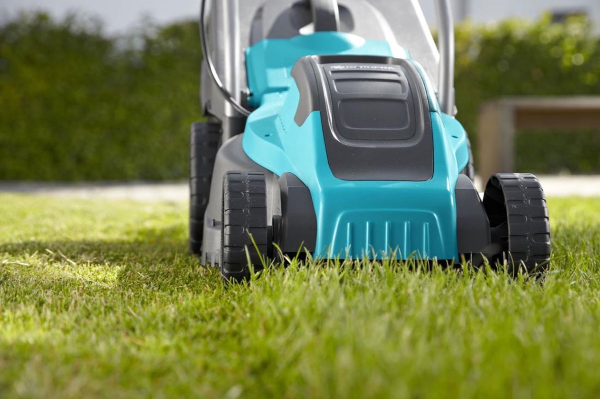  GARDENA - Powermax 32 - Grasmaaier (gemotoriseerd) - Maaibreedte 32 Cm - Gazons Tot 200 M2