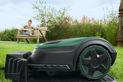  Bosch Indego S+ 500 Robotmaaier - Voor Gazons Tot 500 M2 - Incl. Laadstation En Accessoires - Connected