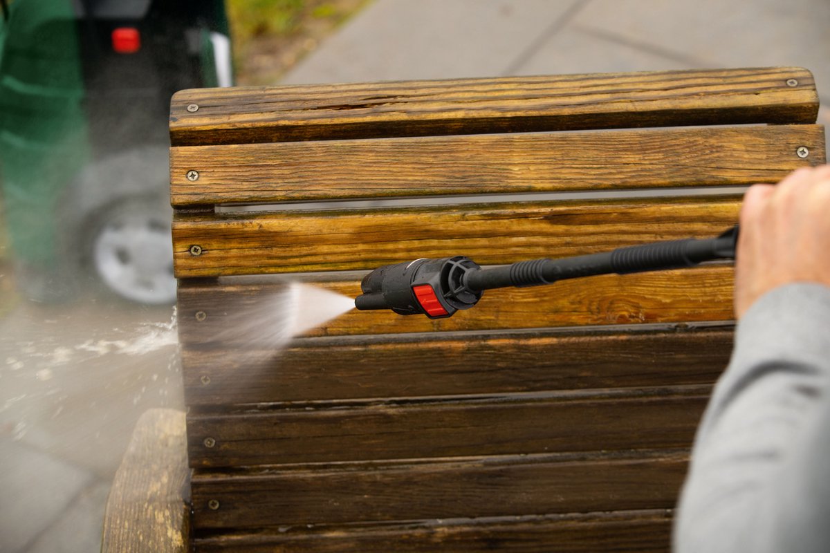  Bosch Universal Aquatak 135 Hogedrukreiniger - Op Snoer - 1900 W - 135 Bar