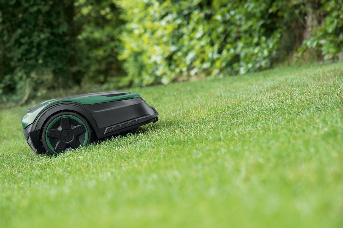  Bosch Indego S+ 500 Robotmaaier - Voor Gazons Tot 500 M2 - Incl. Laadstation En Accessoires - Connected