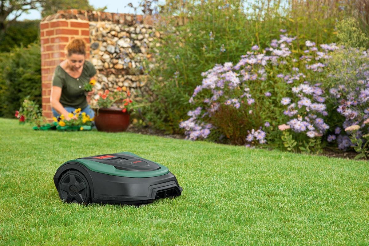  Bosch Indego XS 300 Robotmaaier - Maaibreedte 19 Cm - Voor Gazons Tot 300 M2