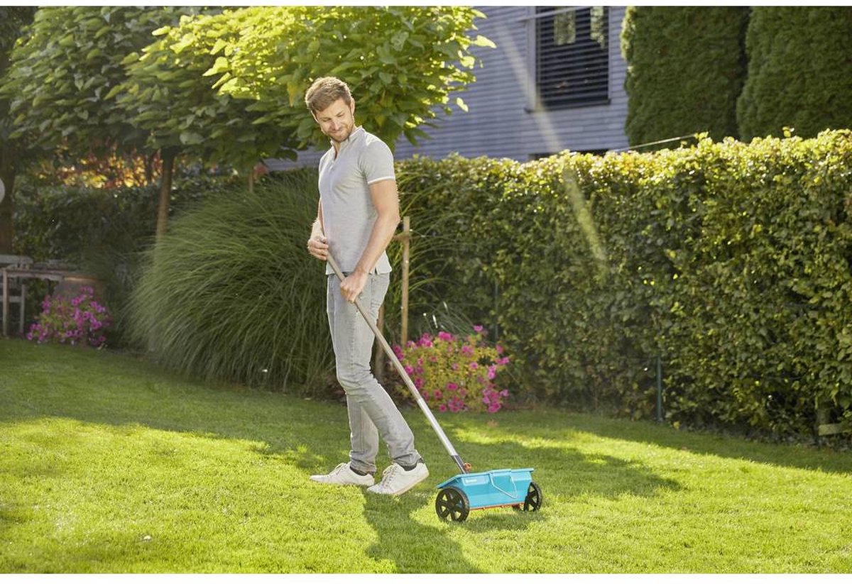  GARDENA Combisysteem Strooiwagen - 40 Cm Strooibreedte - Inhoud 3 Liter - Geschikt Voor 100m²