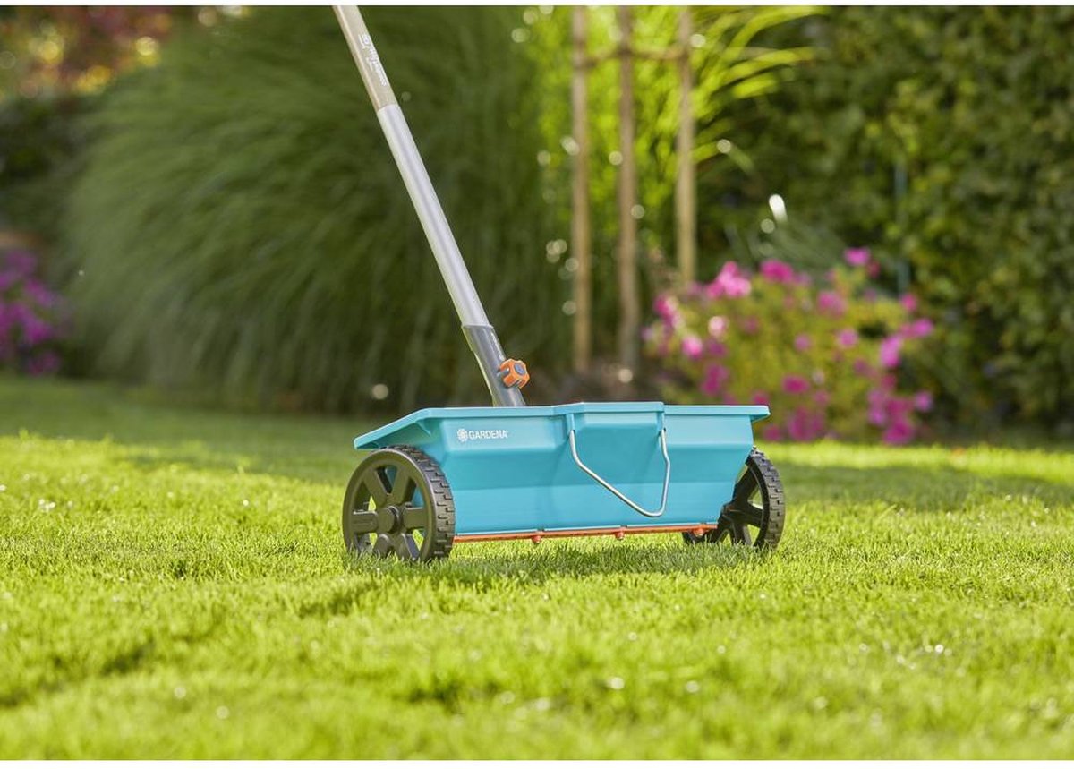  GARDENA Combisysteem Strooiwagen - 40 Cm Strooibreedte - Inhoud 3 Liter - Geschikt Voor 100m²