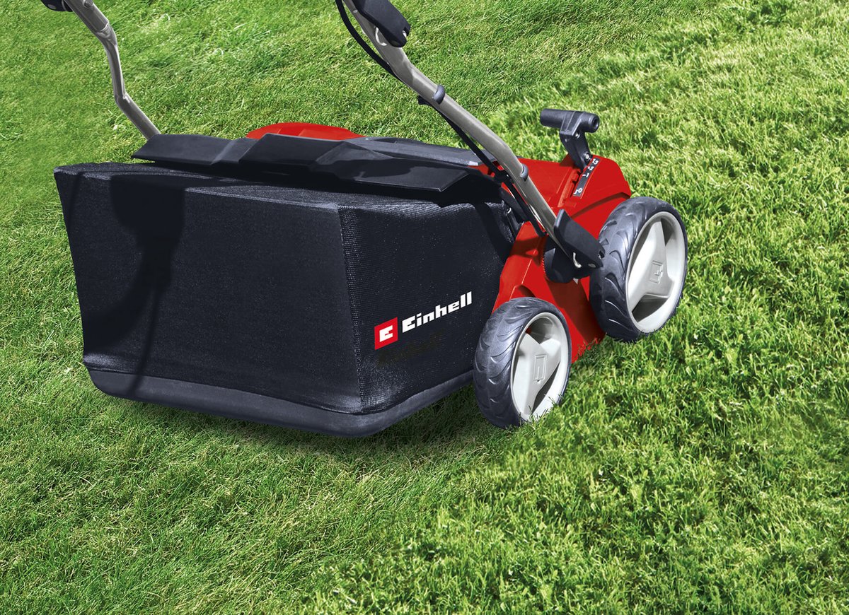 Einhell Verticuteerder En Beluchter GE-SA 1640 (1600 W - 40 Cm Werkbreedte - Tot 12 Mm Werkdiepte - In Hoogte Verstelbaar Stuur - Opvangzak 48 L - Incl. Beluchtingsrol)