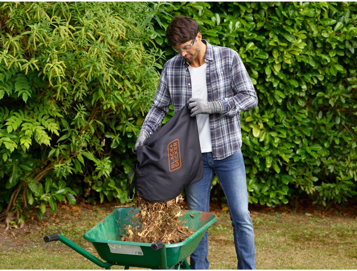 Black & Decker BLACK+DECKER BEBLV300SB-QS Bladblazer - 404 Km/u - 3000W - Zuig-/blaasfunctie - Gesnoerd