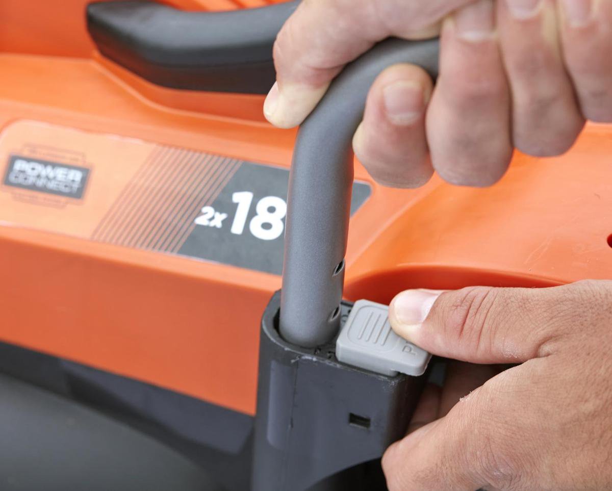 Black & Decker BLACK+DECKER BCMW3318L2-QW Grasmaaier - 18V - 33cm - Incl. 2 Accu's En Lader