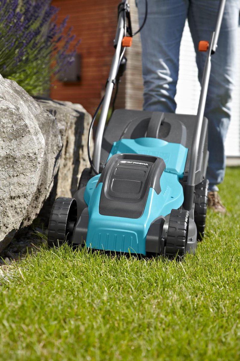  GARDENA - Powermax 32 - Grasmaaier (gemotoriseerd) - Maaibreedte 32 Cm - Gazons Tot 200 M2