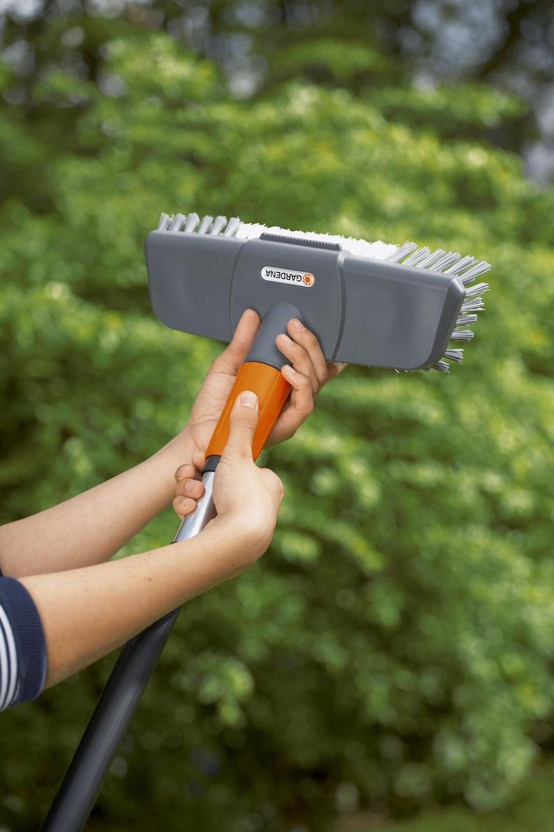  GARDENA Cleansystem Comfort Schrobber - Reinigen Van Paden - Terras - Oprit
