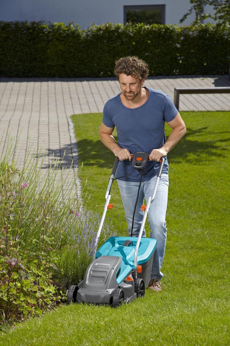  GARDENA - PowerMax™ 1200/32 0- Grasmaaier (gemotoriseerd) - Maaibreedte 32 Cm