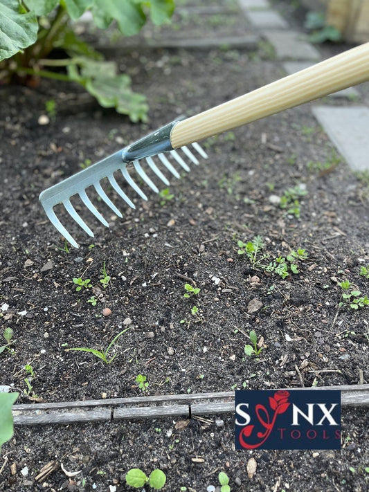  Synx Tools Tuinhark 12 Tanden Verzinkt Hark - Harken - Bladharken - Bodembewerkers - Onkruidverwijderaar - Tuinartikelen - Compleet Incl. 160cm Steel