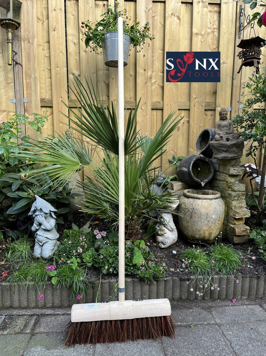  Synx Tools Gemeente Bezem 45 Cm - Straatbezem / Stadsbezem - Steel 150 Cm - Harde Natuurvezels - Bezemsteel - Bezems - Schrobborstels - Veger - Buitenbezem -Tuinbezem